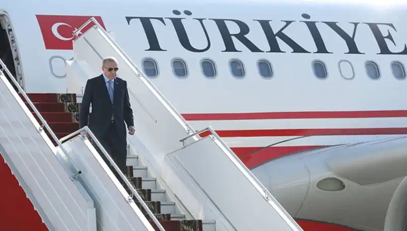 Cumhurbaşkanı Erdoğan İtalya'dan Döndü: Dış Politikada Yeni Adımlar mı Geliyor?