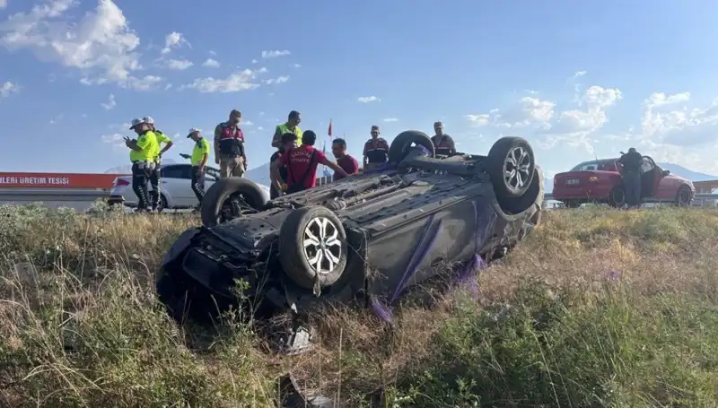 Nişan Töreninden Dönüş Yolunda Korkunç Kaza: 1 Hayatını Kaybetti