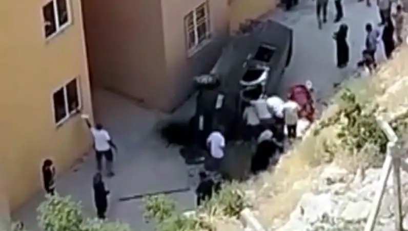 Kahramanmaraş'ta Otomobil Kazası: Araç Alev Alev Yandı!