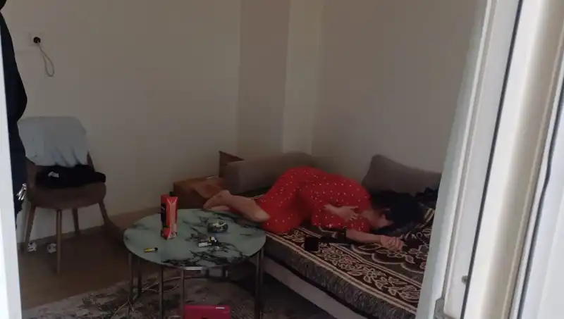 Mahallede Dehşet: Bir Adamın Birlikte Yaşadığı Kadına Uyguladığı Şiddet!
