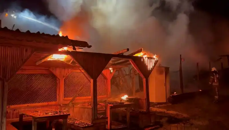 Şile'de Altı Gözleme Restoranı Bir Anda Alev Alev Yandı: Olayın Ayrıntıları