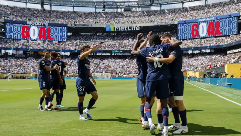 FIFA Kulüpler Dünya Kupası Finali: Hangi Takım Kupa Uzunluğuna Kavuşacak?