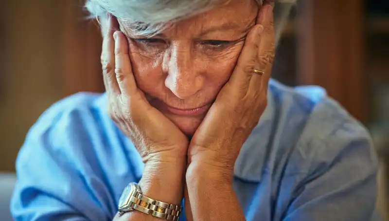 40'lı Yaşlarında Alzheimer Teşhisi: Stresin Gözden Kaçan Etkisi