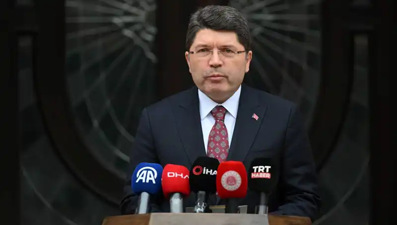 İmralı Heyeti, Adalet Bakanı Tunç ile Önemli Görüşme Gerçekleştiriyor