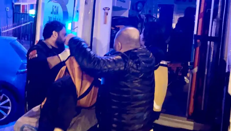 Tartışma Kanlı Bitti: Genç Adam Babasını Vurdu!