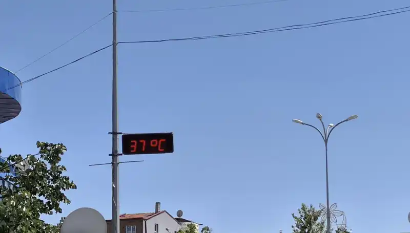 Sıcak Hava Dalgası: Bu İlçede Termometreler 38 Dereceyi Geçti