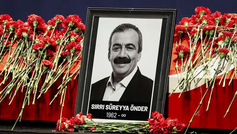 Sırrı Süreyya Önder Meclis’te Anıldı: Hatıralar ve Anlamı