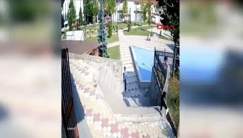 Kastamonu'da Muhtarın Uyardığı Kişi Tarafından Bıçaklanması Olayı Şoke Etti