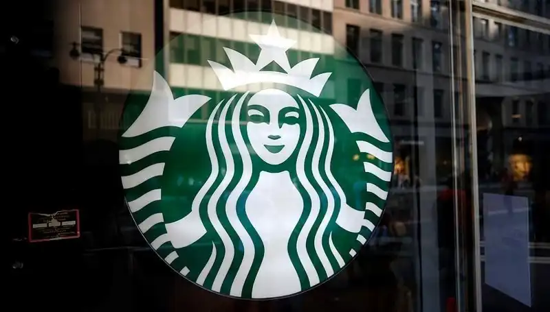 Starbucks, Küresel Satışlarındaki Düşüş ile Yüzleşiyor: Sebepler ve Gelecek