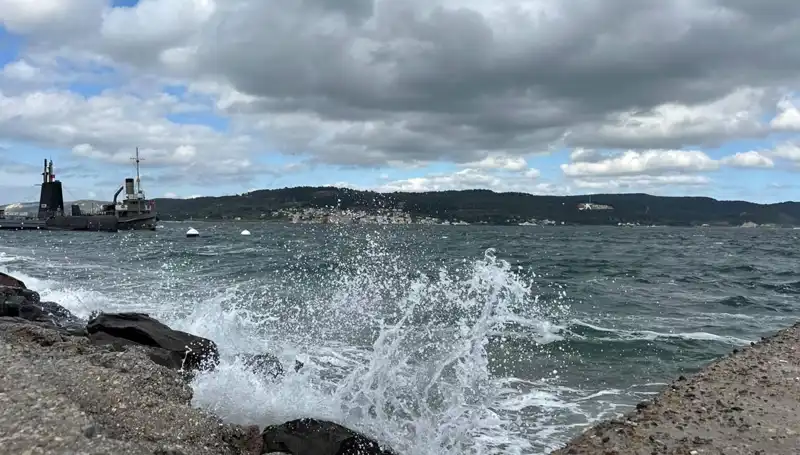 Beykoz Sahillerinde Denize Girmek Yasağı Uygulandı: Sebepler ve Sonuçları
