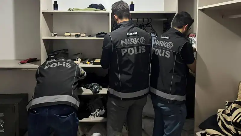 Uyuşturucu Operasyonunda F Serisi Dolarlar Ele Geçirildi, Şok Eden Detaylar Ortaya Çıktı