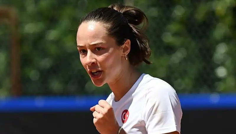 Milli Tenisçi Zeynep Sönmez, Grand Slam Finaline Yükseldi!