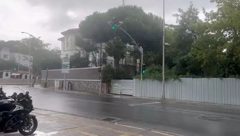İstanbul'u Vuran Sağanak: Şehir Adeta Nefes Aldı!