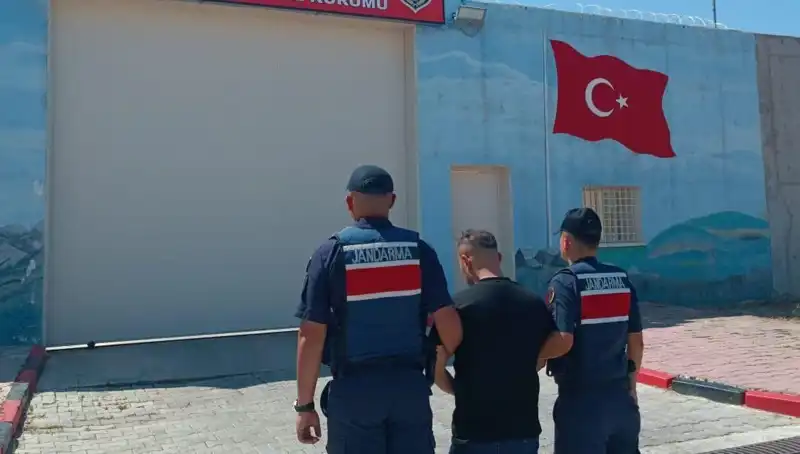 Afyon'da Yakalım! Farklı Suçlar İçin Aranan 9 Kişi Ele Geçirildi