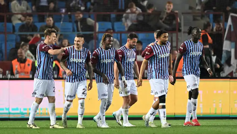 Trabzonspor'un Fenerbahçe Derbisi Öncesi Sakatlık Krizi Yaşıyor!